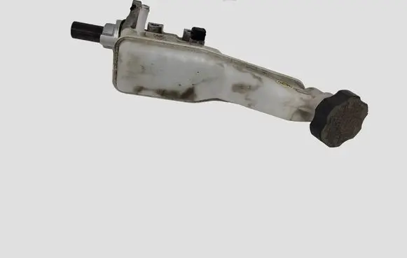 Hyundai i40 Master brake cylinder