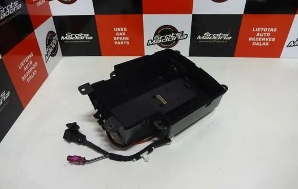Audi A4 S4 B8 8K Glove box central console 8K0864981F