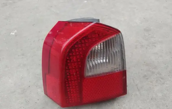 Volvo V70 Rear/tail lights 30698983