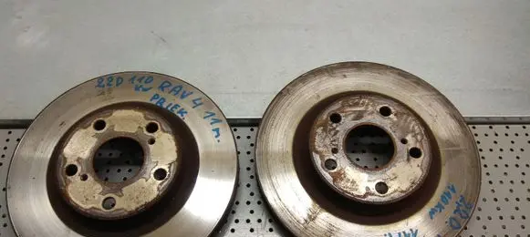 Toyota RAV 4 (XA30) Front brake disc