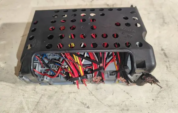 Opel Zafira A Fuse box set 24412497 15344887 24431677