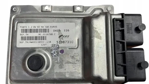 Fiat Punto (188) Engine control unit/module 51987310 9GFTH
