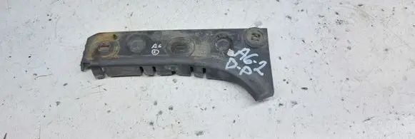 Audi A6 S6 C5 4B Fender mounting bracket 4B0807284
