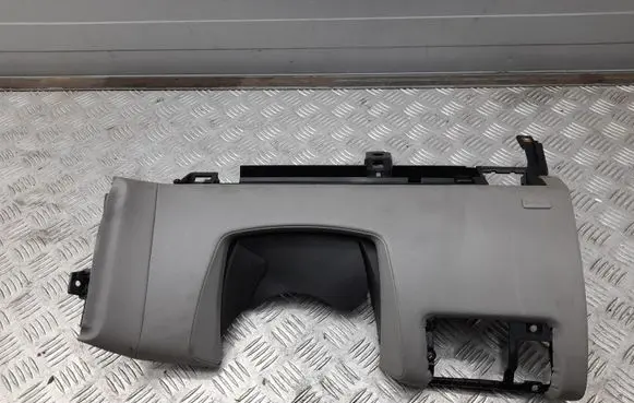 Cadillac CTS Dashboard lower bottom trim panel 23147620 812724086 22906175