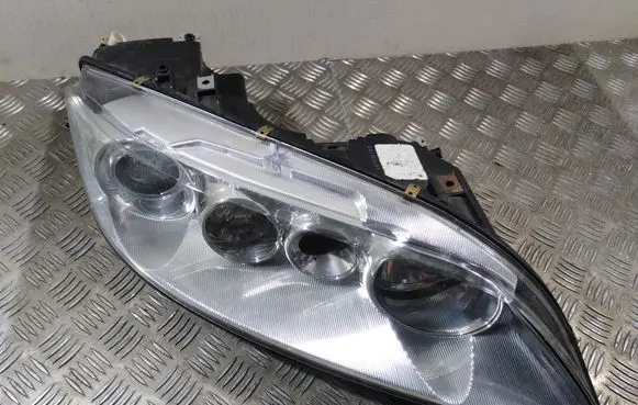 Mazda 6 Headlight/headlamp