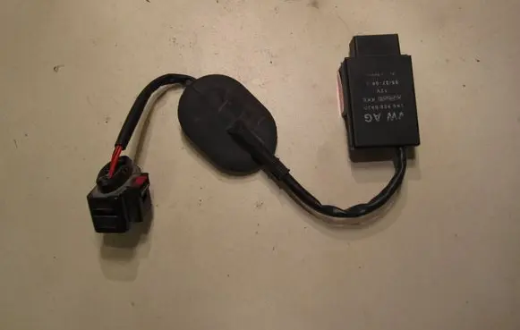 Volkswagen Golf V Fuel injection pump control unit/module 1K0906093D 053706
