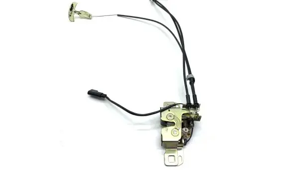 Jaguar XK8 - XKR Tailgate/trunk/boot lock/catch/latch GJE3500BA