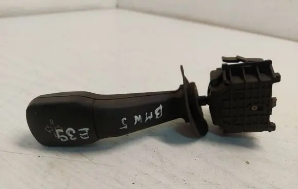 BMW 5 E39 Indicator stalk 8352014 01100400