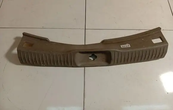 Nissan Almera Tino Other trunk/boot trim element 84992BU000