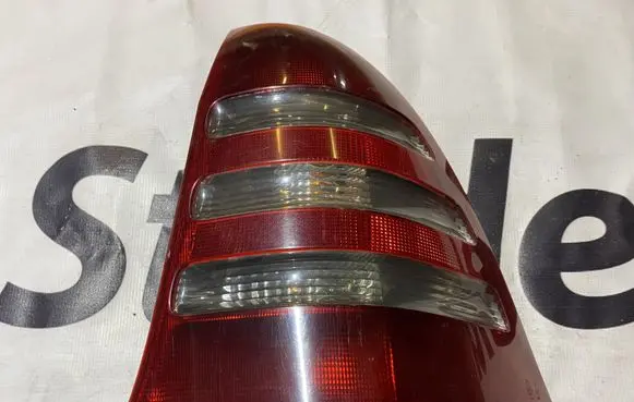 Mercedes-Benz C W203 Rear/tail lights A2038201264 2038201264