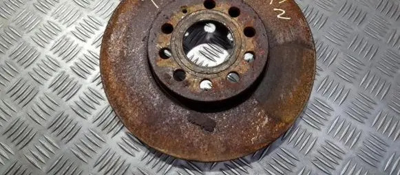 Volkswagen Touran I Front brake disc