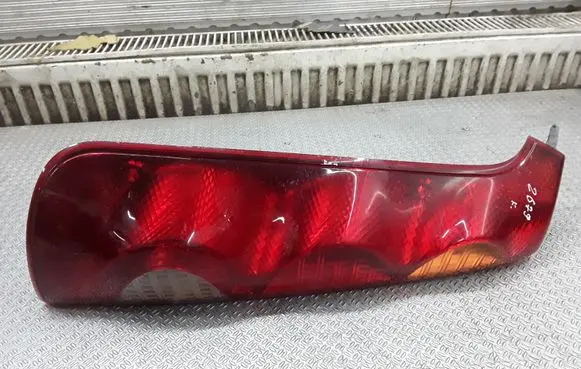 Nissan Note (E11) Rear/tail lights