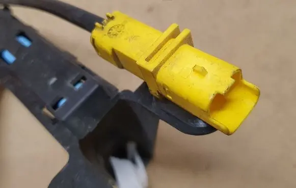 Citroen C6 Tire pressure sensor 9655026480