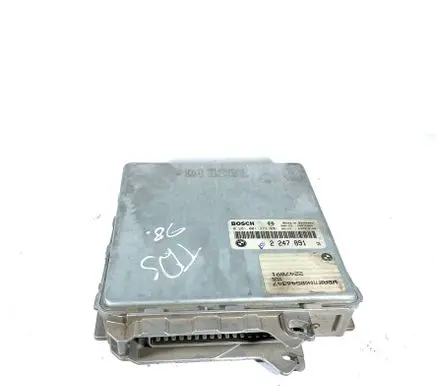 BMW 5 E39 Engine control unit/module 2247891 0281001373