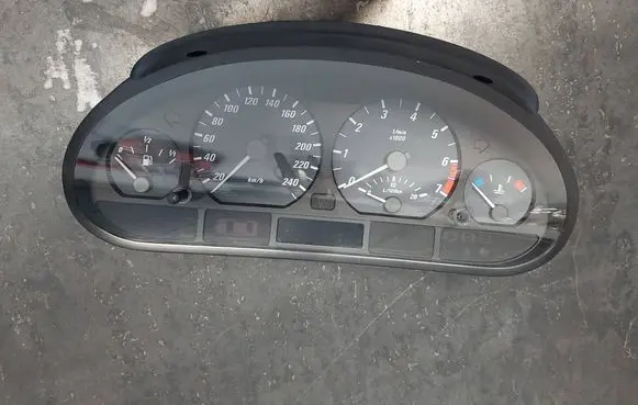 BMW 3 E46 Speedometer (instrument cluster) 6906868 62116906868 0263606289