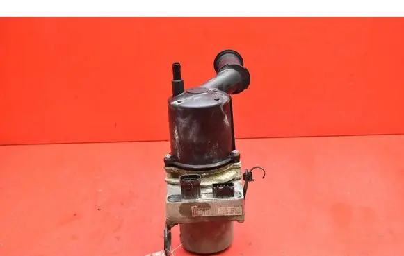 Peugeot 307 CC Power steering pump 9654149780