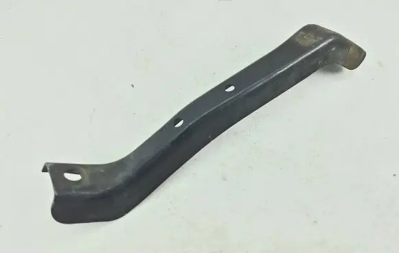 Radiator support slam panel bracket