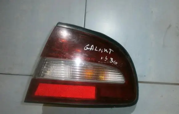 Mitsubishi Galant Rear/tail lights 0431593