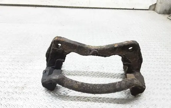 Mitsubishi Colt Front Brake Caliper Pad/Carrier 