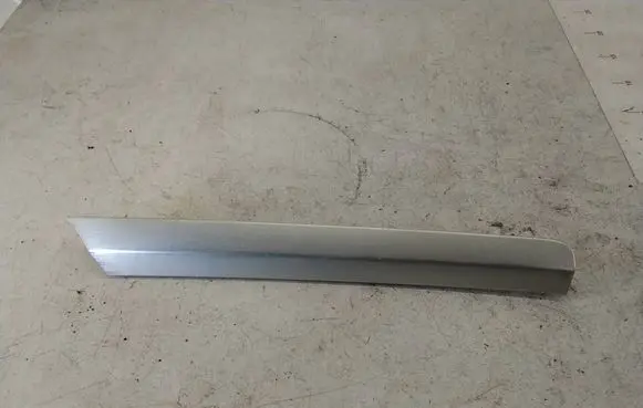 Audi Q7 4L Front door trim bar 4L0867410