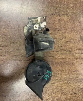 BMW 5 E60 E61 Horn signal 0092018