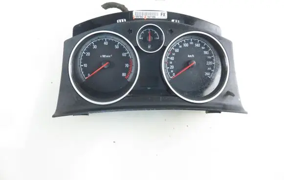 Opel Zafira B Speedometer (instrument cluster) 13267542