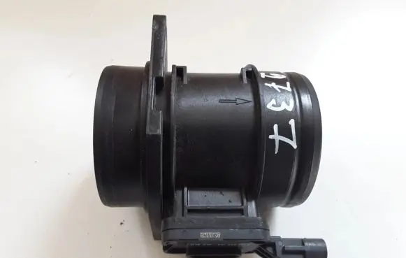 Skoda Fabia Mk3 (NJ) Mass air flow meter 04L906461B