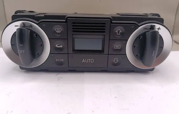Audi TT Mk1 Climate control unit 8N0820043 D020000 5HB00799400