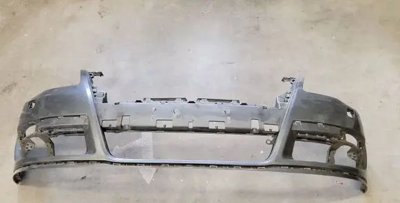 Volkswagen PASSAT B6 Front bumper 3C0807221