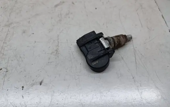 BMW 3 F30 F35 F31 Tire pressure sensor 6855539
