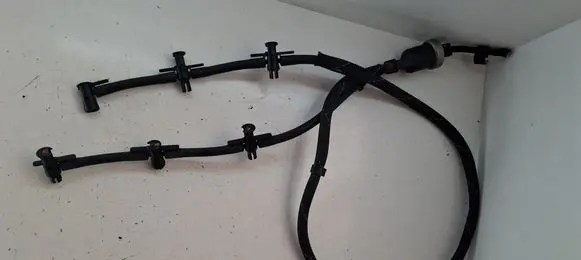 Audi Q5 SQ5 Fuel return line/hose CKR2136300