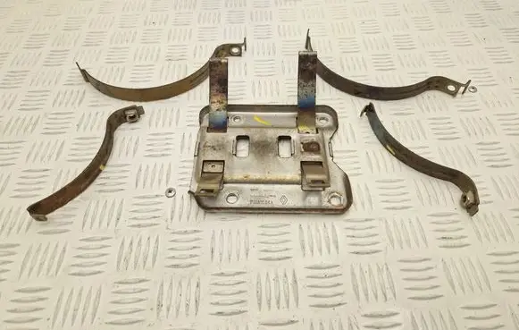 Renault Kadjar Muffler mount bracket/holder 208184201R 208193494R 208198222R