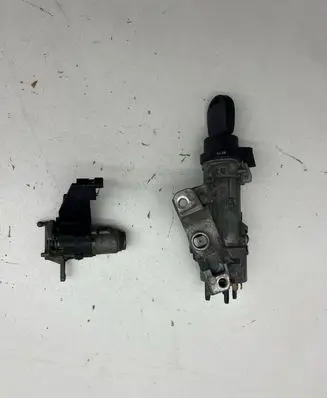 Volkswagen Polo IV 9N3 Ignition lock 4B0905851Q AM60HP 6Q0962103A