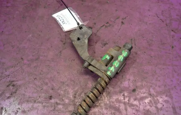 BMW 3 E46 Tailgate/trunk/boot hinge 