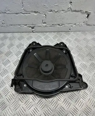 Audi A8 S8 D4 4H Subwoofer speaker 4H0035481 3168800010 003978