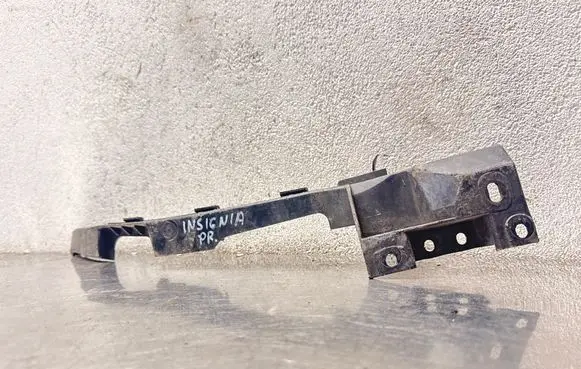 Opel Insignia A Headlight/headlamp mounting bracket 13250571