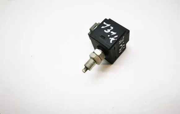 KIA Sportage Brake pedal sensor switch