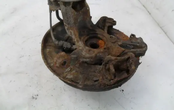 Volkswagen Caddy Front wheel hub spindle knuckle