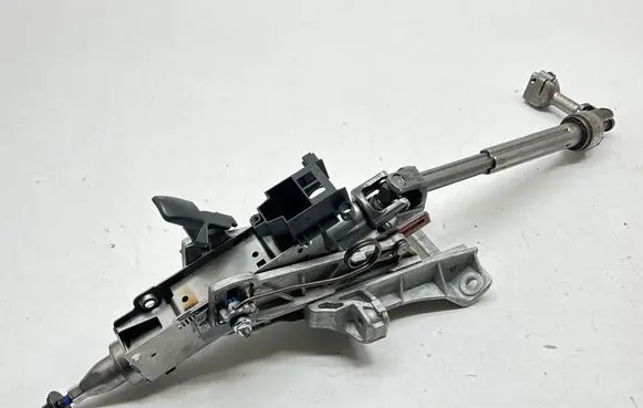 Steering wheel axle set