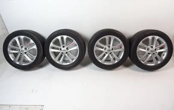 Nissan Juke I F15 R17 alloy rim KE4091K200