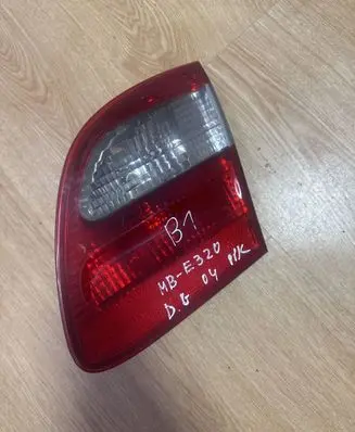 Mercedes-Benz E W211 Tailgate rear/tail lights 378541 A2118200777 379635