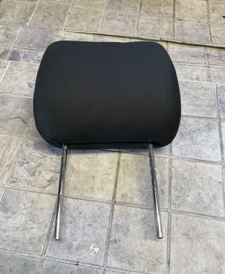 Toyota Corolla Verso AR10 Front seat headrest 