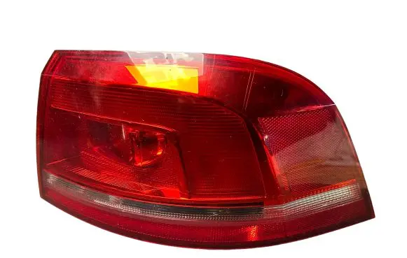 Volkswagen PASSAT B7 Rear/tail lights 3AF945096C 605002RE