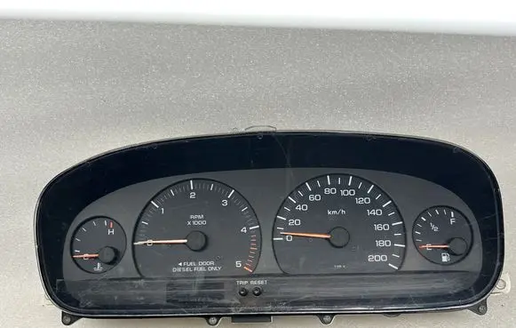 Chrysler Voyager Speedometer (instrument cluster) P04685629 70113R