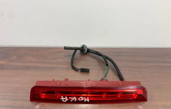 Opel Mokka Third/center stoplight 95151129