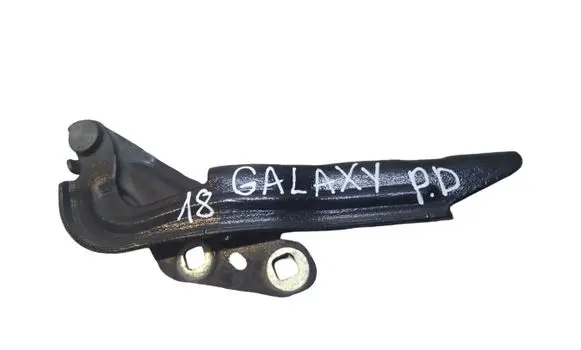 Engine bonnet/hood hinges