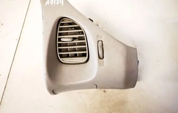 Nissan Almera Tino Dash center air vent grill 68210bu200