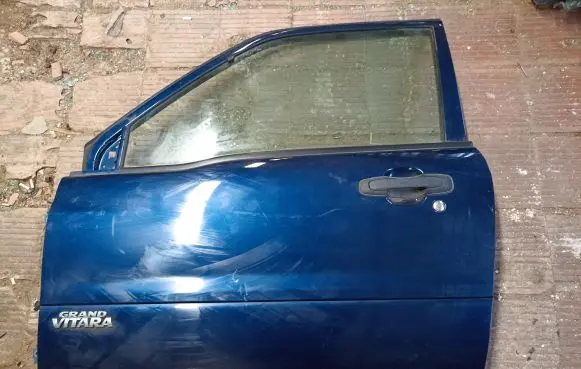 Suzuki Grand Vitara I Door (2 Door Coupe) 