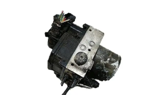 Audi A4 S4 B5 8D ABS Pump 4B0614517G