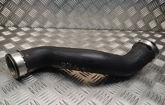 Audi A4 S4 B7 8E 8H Intercooler hose/pipe 8E0145737F